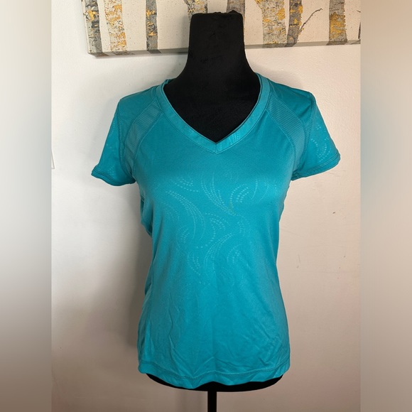 Tek Gear Teal Blue Shirt Women Size Small Athletic Work Out Shirt - Picture 1 of 7